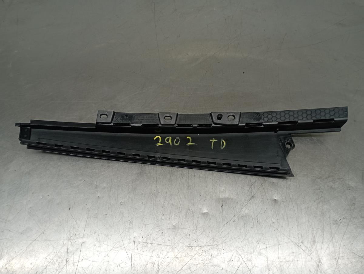 Friso Embelezador Dto Pilar/Porta JAGUAR I-Pace (X590) Imagem-1