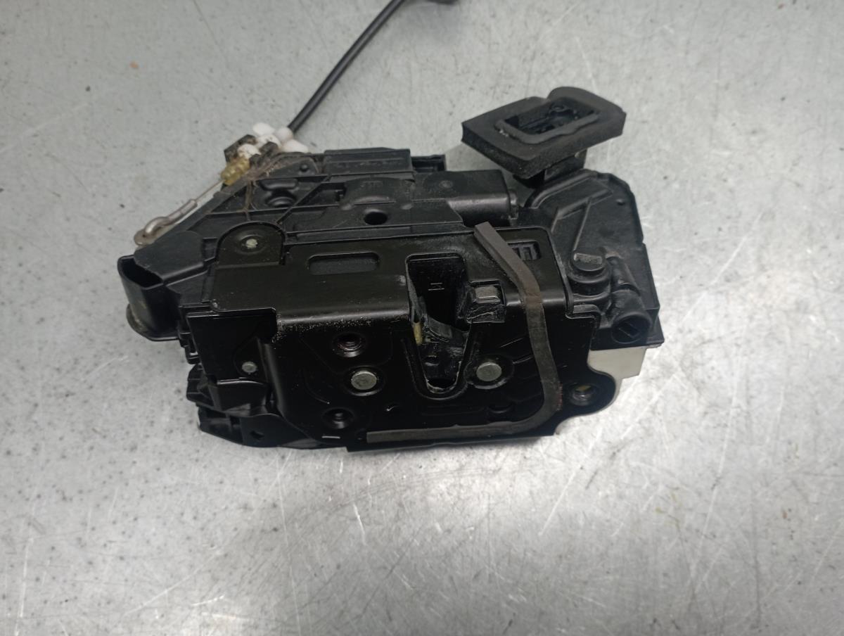 Cerradura / cierre puerta trasera derecha VOLKSWAGEN Golf VII (5G1, BQ1, BE1, BE2) Imagem-2