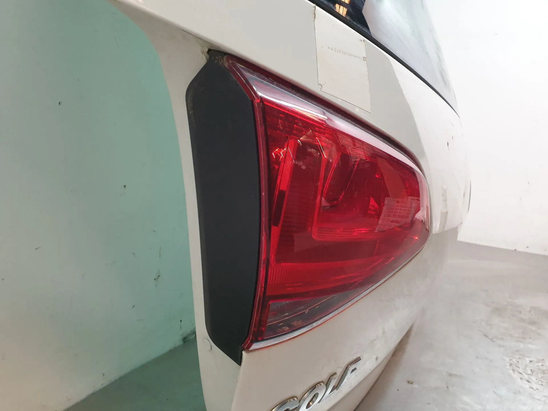 Fanale Sinistro Baule VOLKSWAGEN Golf VII (5G1, BQ1, BE1, BE2) Imagem-1