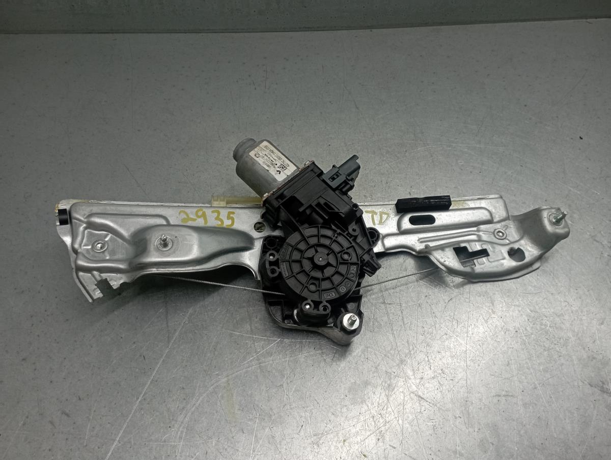 Lève-vitre arrière Droite RENAULT Megane IV (B9A/M_)