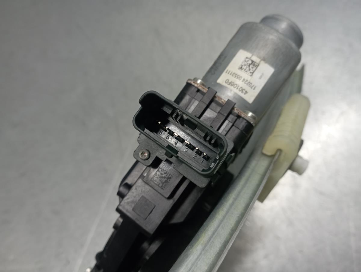 Lève-vitre arrière Droite RENAULT Megane IV (B9A/M_) Imagem-3