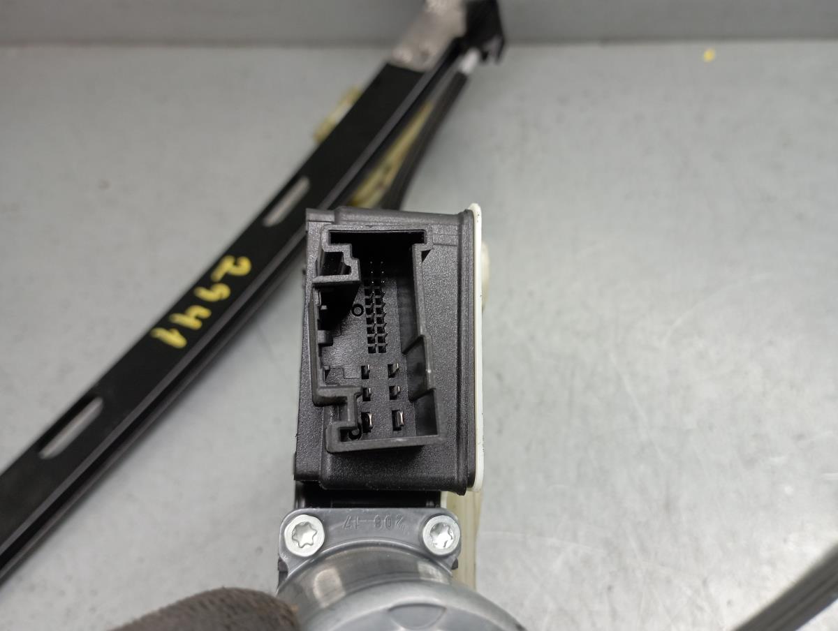 Lève-vitre avant gauche VOLKSWAGEN Polo (AW1) Imagem-4