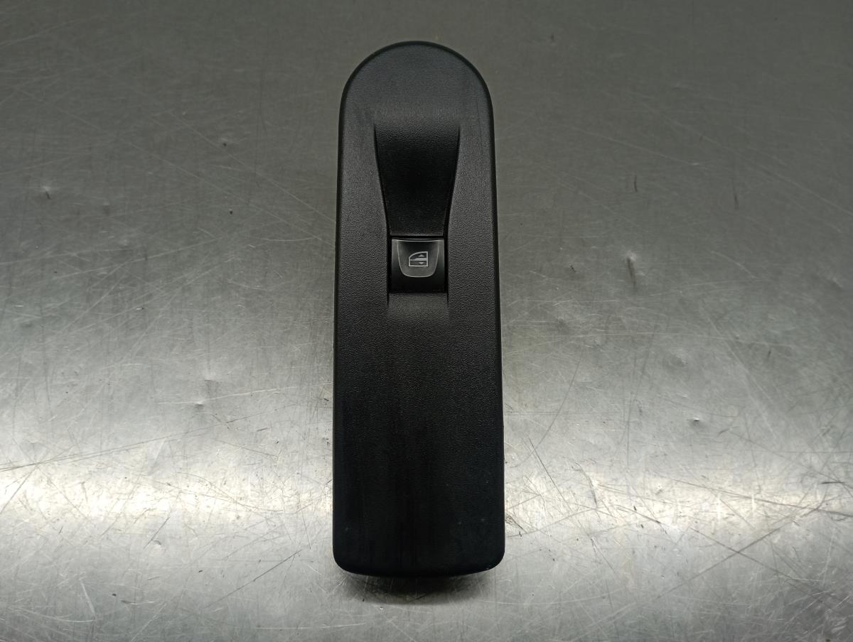 Mando / interruptor elevalunas delantero derecho RENAULT Captur (J5_)