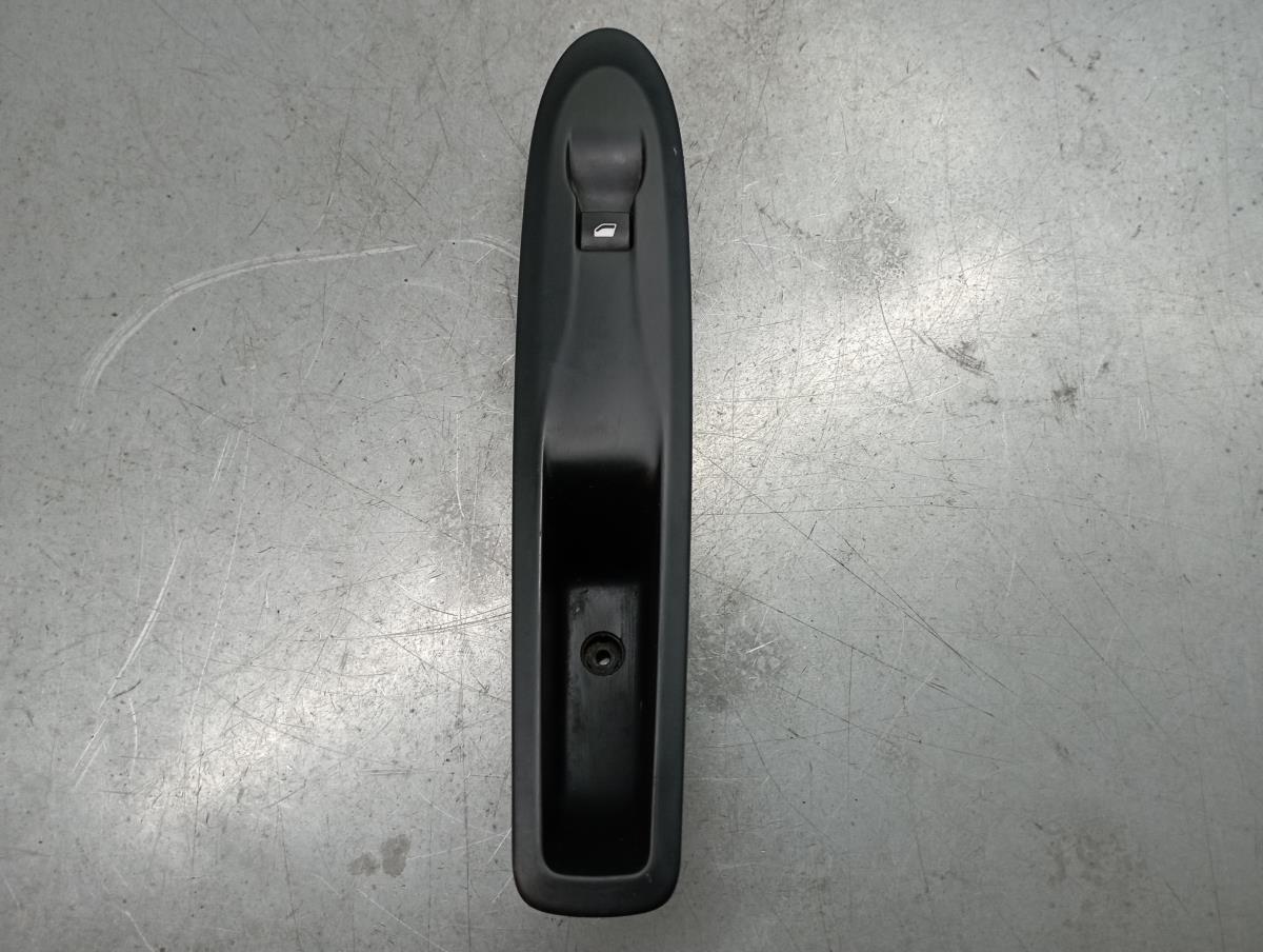 Mando / interruptor elevalunas delantero derecho CITROËN DS3