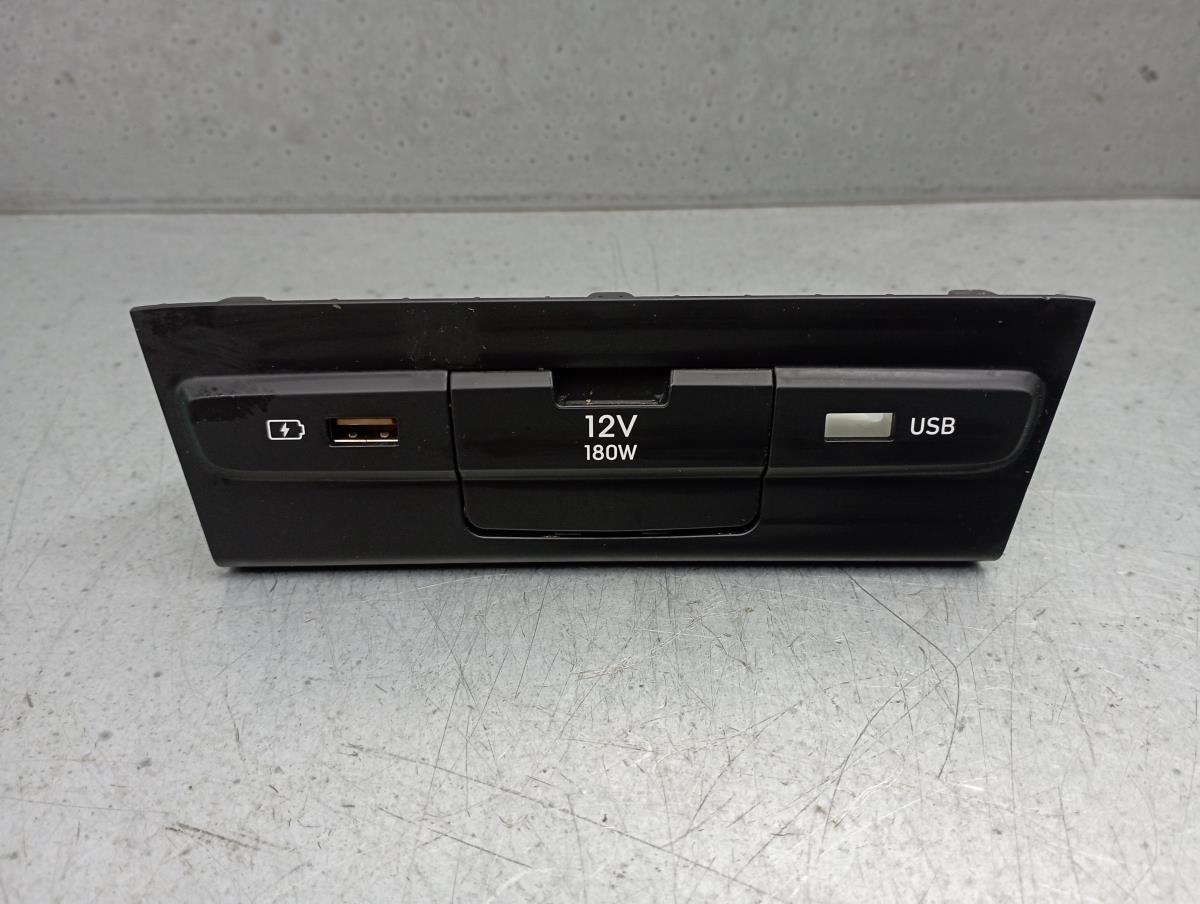 Módulo USB / AUX / IPOD HYUNDAI i20 (BC3, BI3)