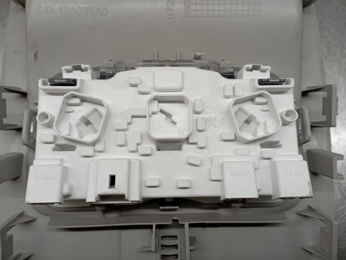 Plafonnier avant CITROËN C4 Cactus Imagem-5