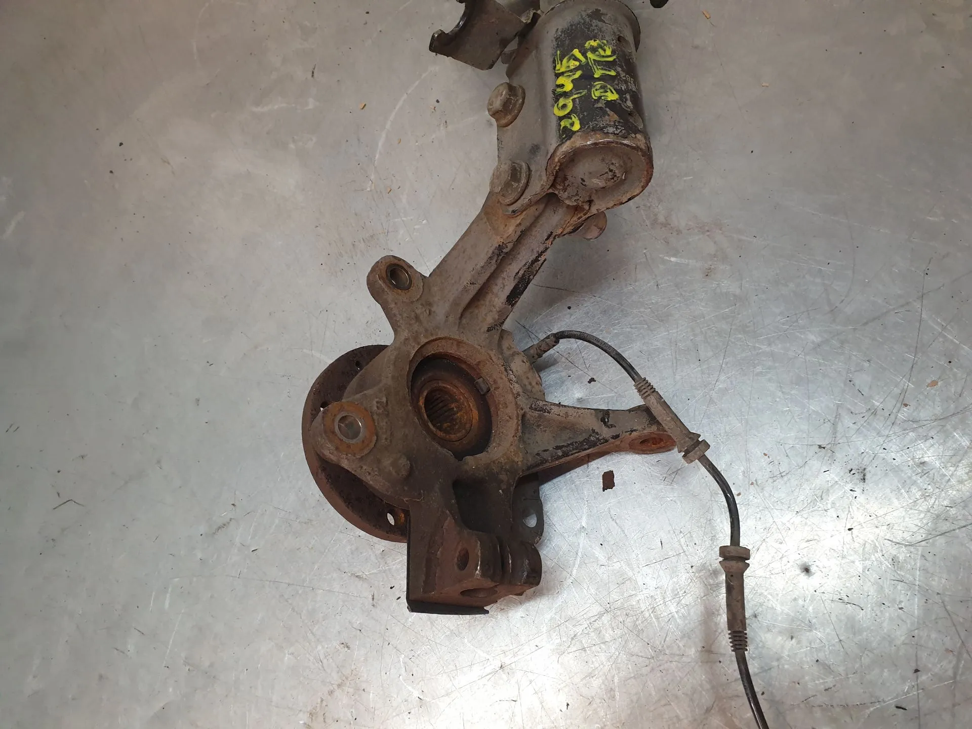 Mangueta delantera derecha RENAULT Clio IV (BH_) Imagem-1