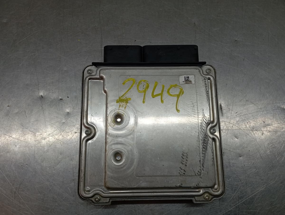 Centralina motor / ECU SKODA Octavia III Break (5E5)