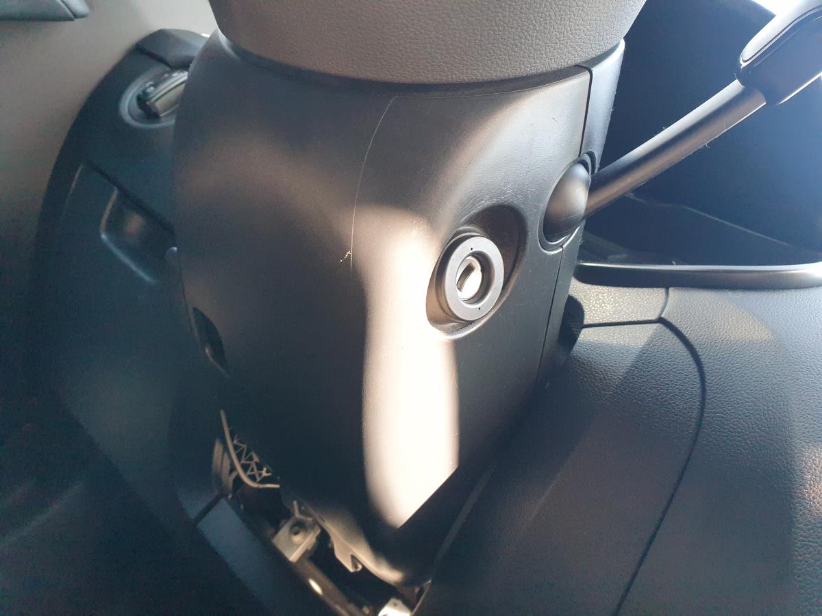 Steering column SKODA Octavia III Break (5E5)