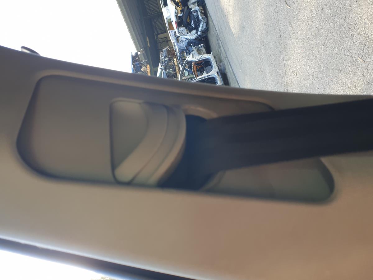 Cintura Pretensionatore anteriore destra SKODA Octavia III Break (5E5)