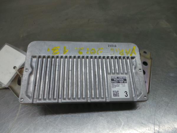 Centralina motor / ECU TOYOTA Yaris (_P13_)
