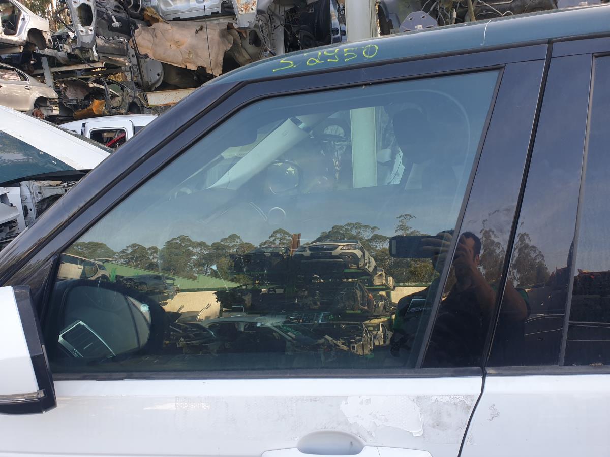 Vetro porta anteriore sinistra LAND ROVER Discovery V (L462)