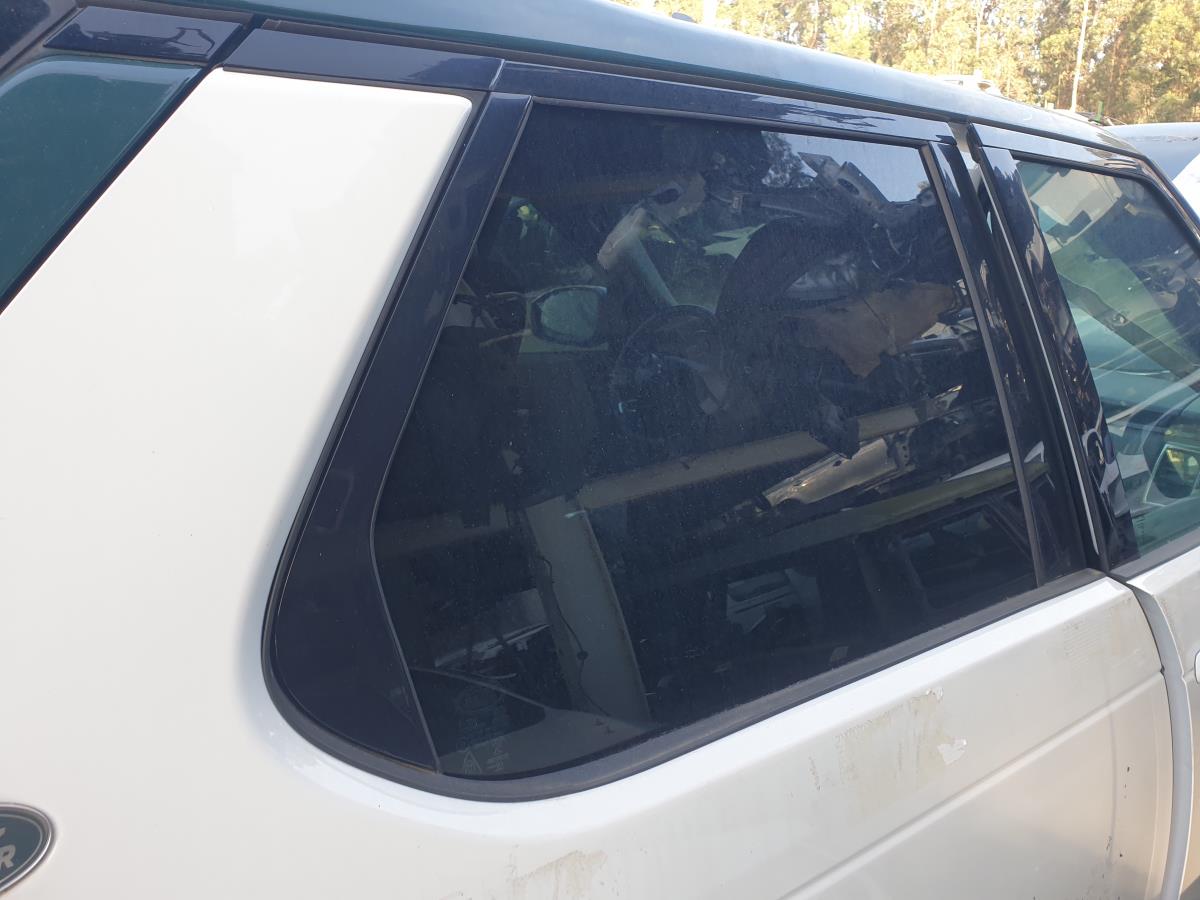Vetro porta posteriore destra LAND ROVER Discovery V (L462)