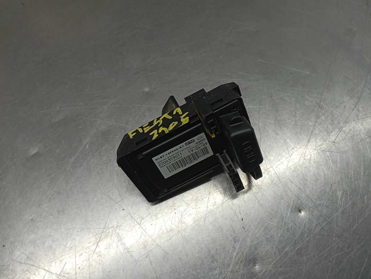 Centralina do fecho central FORD Fiesta VII (HJ, HF)