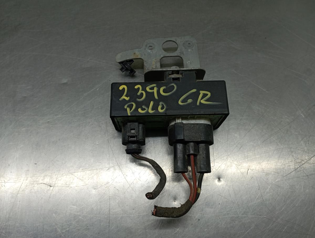 Módulo do ventilador VOLKSWAGEN Polo (6R, 6C)