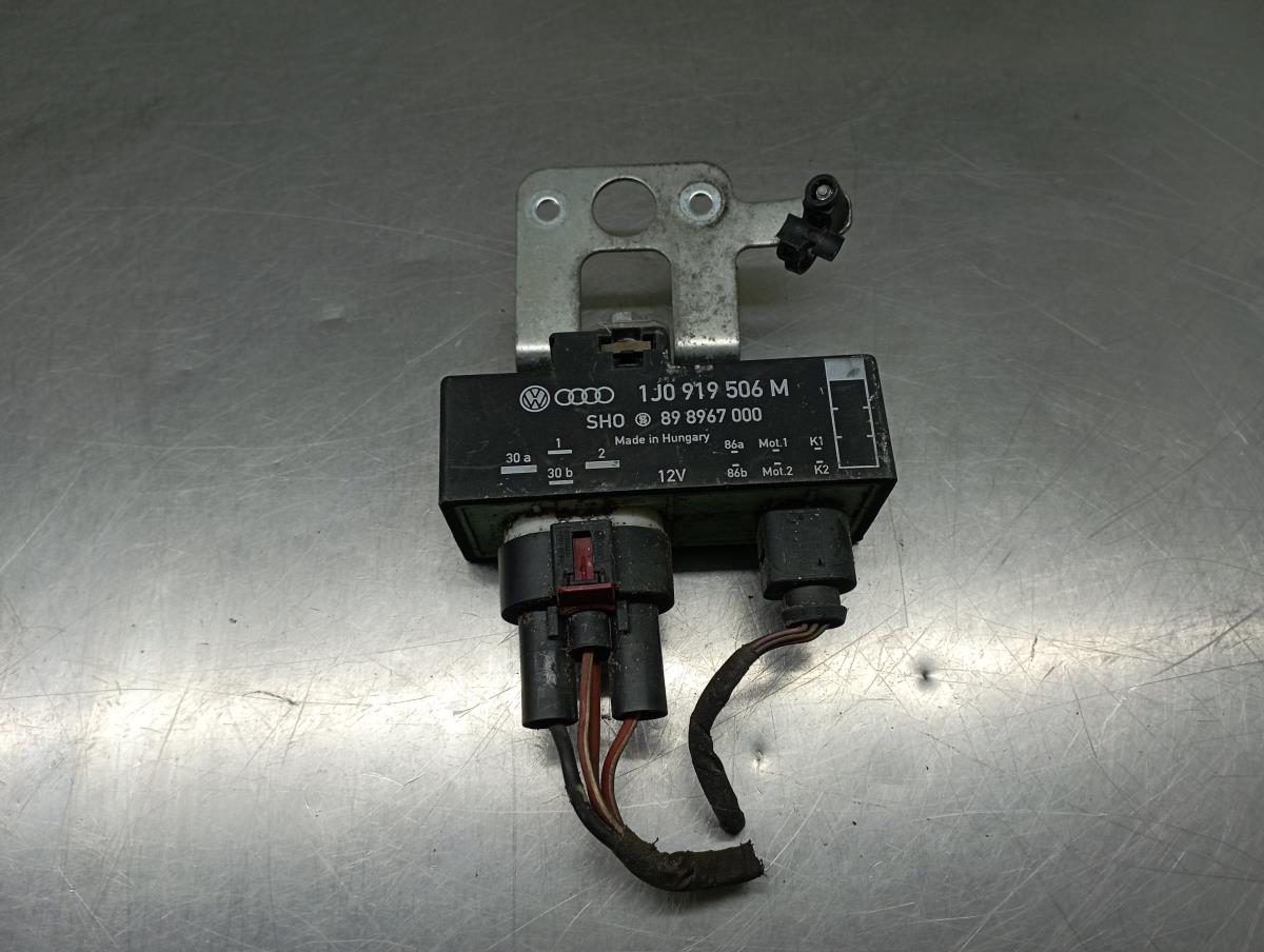 Módulo do ventilador VOLKSWAGEN Polo (6R, 6C) Imagem-1