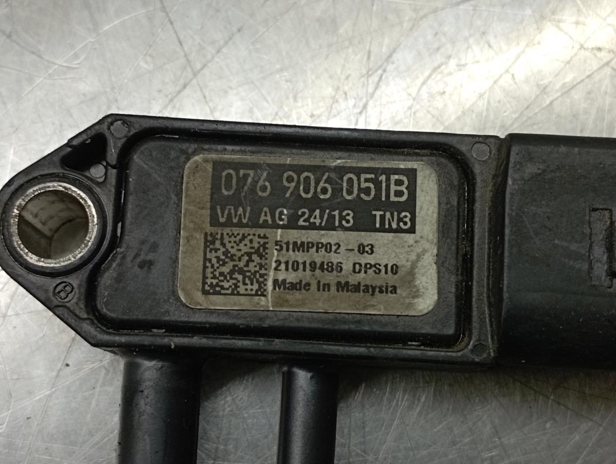 Sensor genérico VOLKSWAGEN Golf VI (5K1) Imagem-3