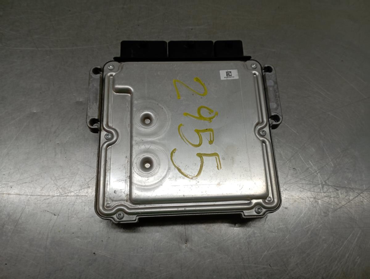 Centralina motor / ECU RENAULT Clio IV Grandtour (KH_)