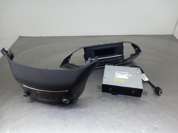 Car radio PEUGEOT 308 II