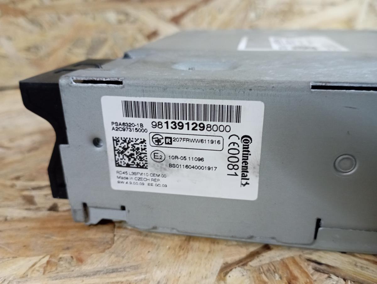 Kit Auto-rádio PEUGEOT 308 SW II Imagem-5