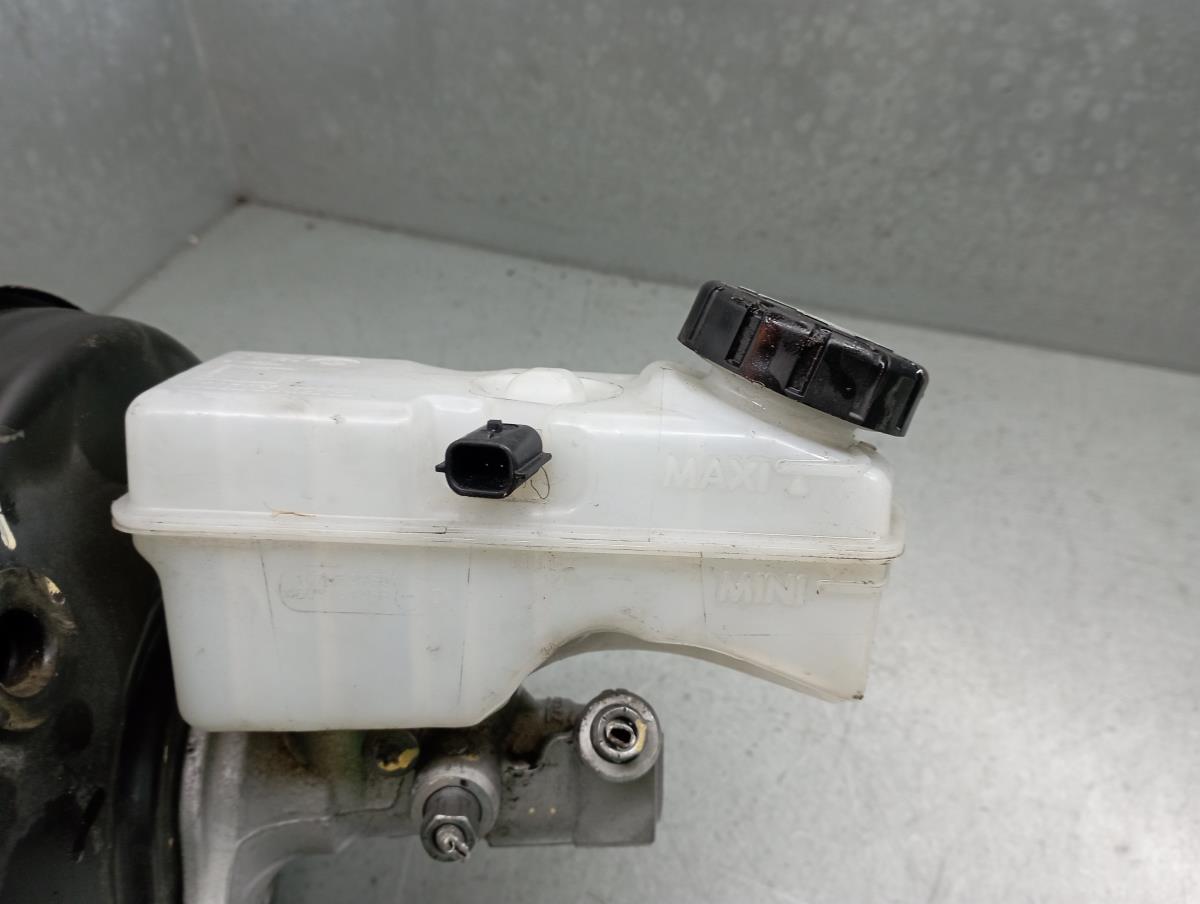 Central brake pump DACIA Sandero II (5S_) Imagem-1