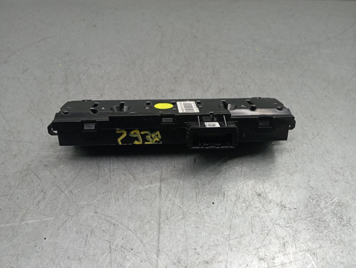 Botão / interruptor 4 piscas RENAULT Clio V (BF_) Imagem-1