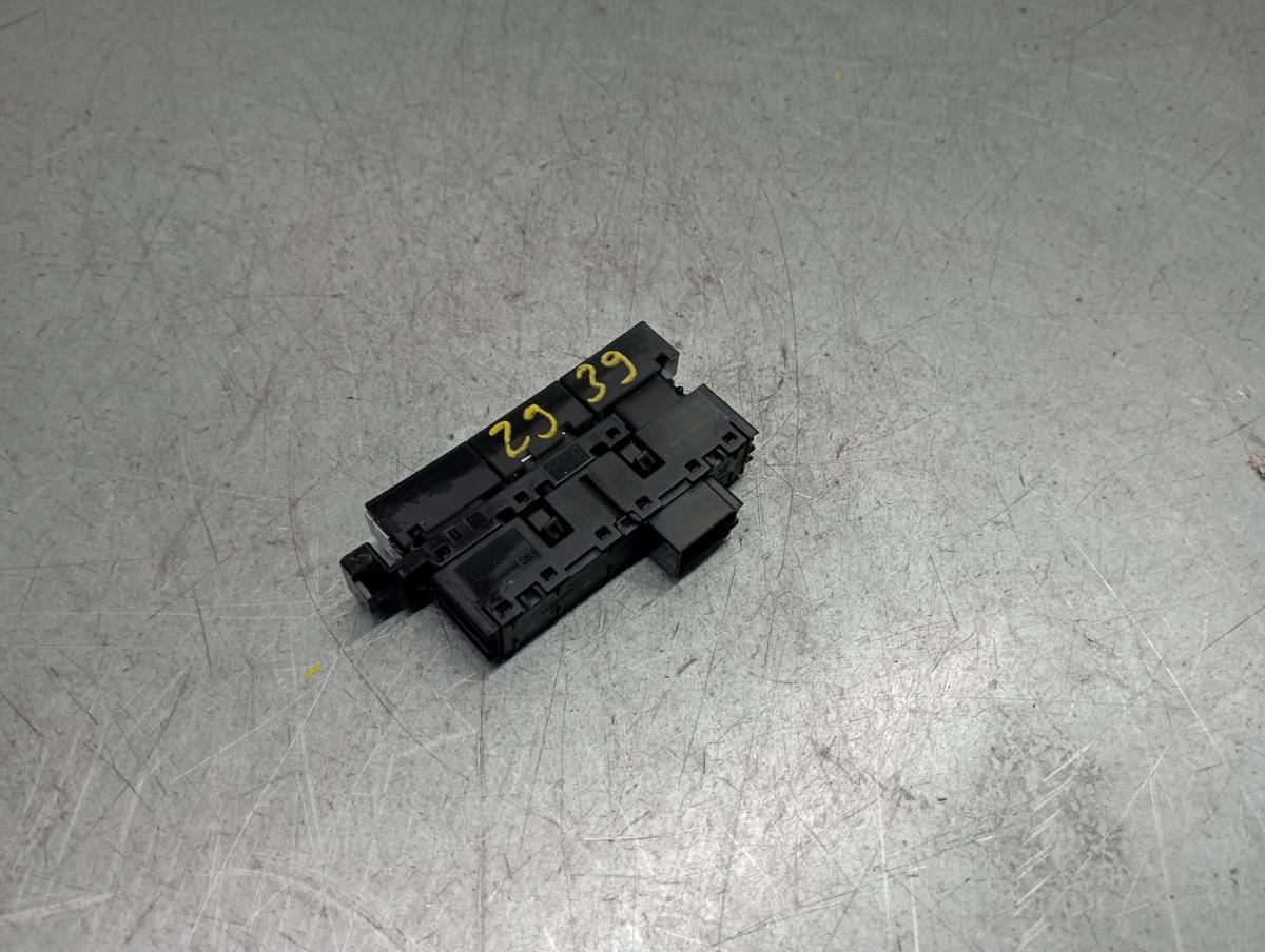 Comando / botão / interruptor multifunções VOLKSWAGEN Golf VII (5G1, BQ1, BE1, BE2) Imagem-1