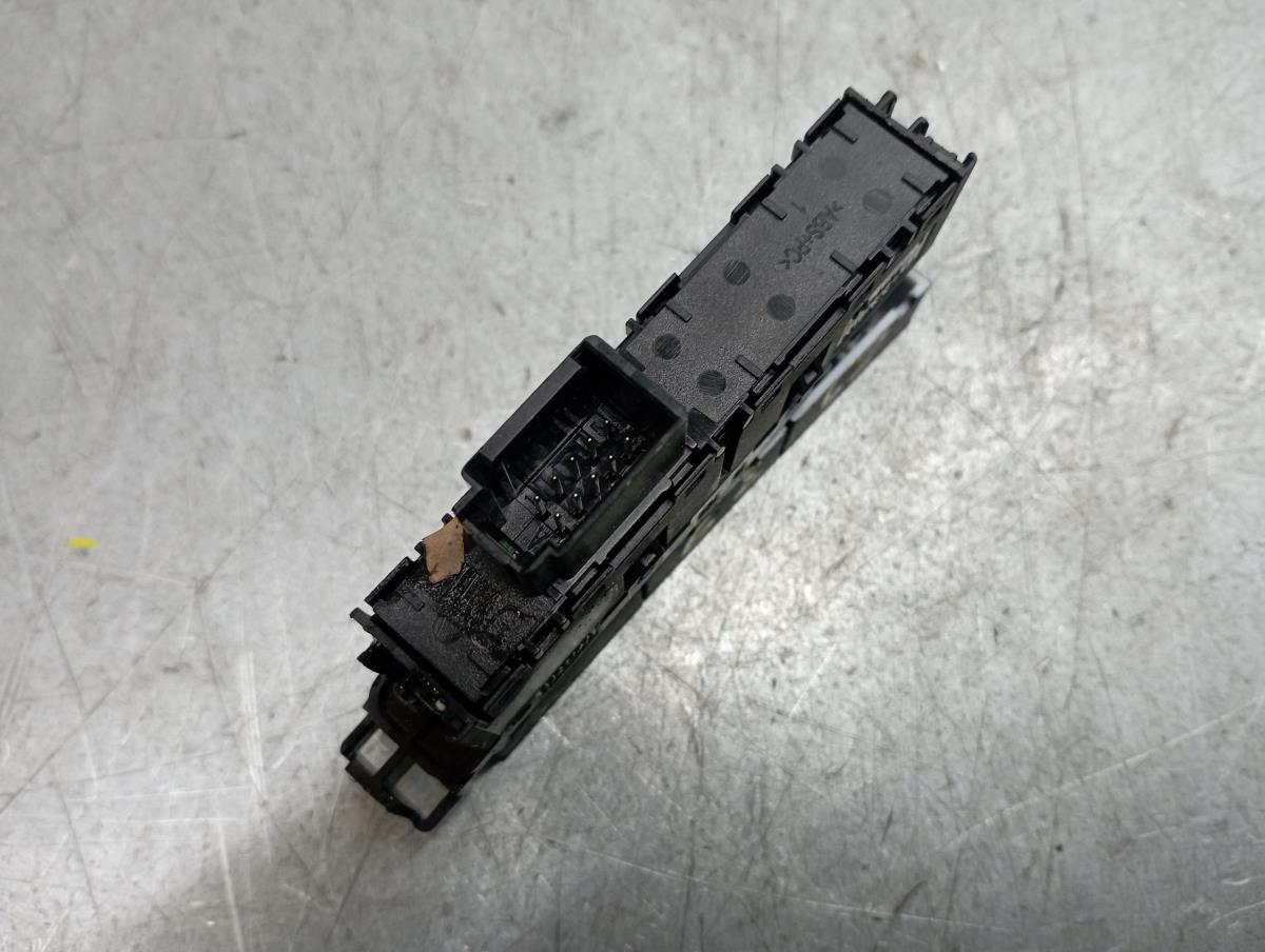 Multifunction control VOLKSWAGEN Golf VII (5G1, BQ1, BE1, BE2) Imagem-2