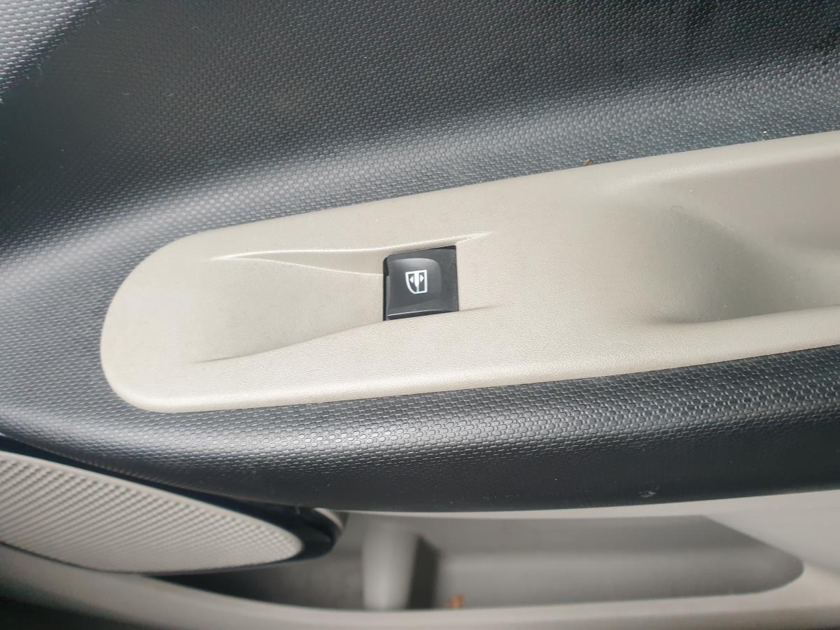 Mando / interruptor elevalunas delantero derecho RENAULT Zoe (BFM_)