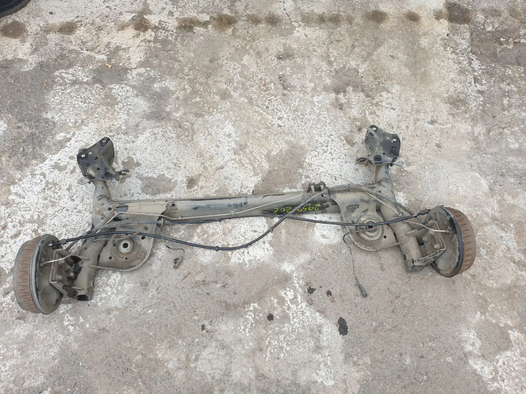 Essieu arrière à tambours RENAULT Zoe (BFM_)