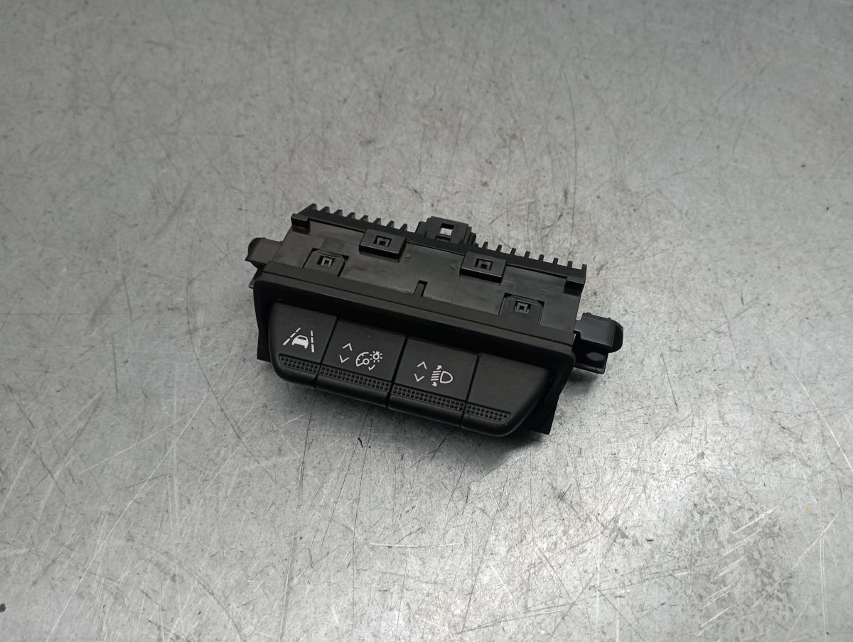 Comando / botão / interruptor multifunções RENAULT Clio V (BF_)