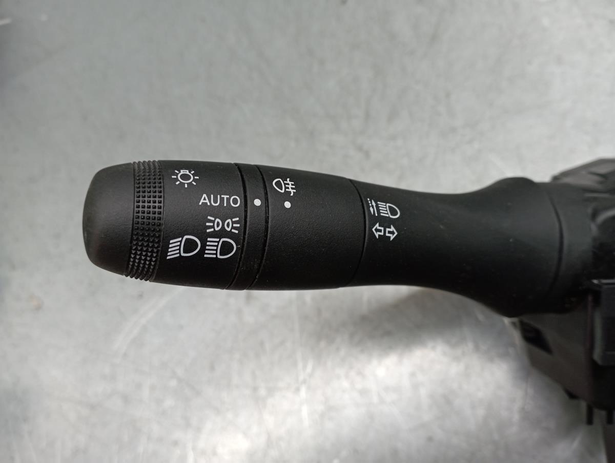 Mando de luces y limpia parabrisas DACIA Sandero III Imagem-1