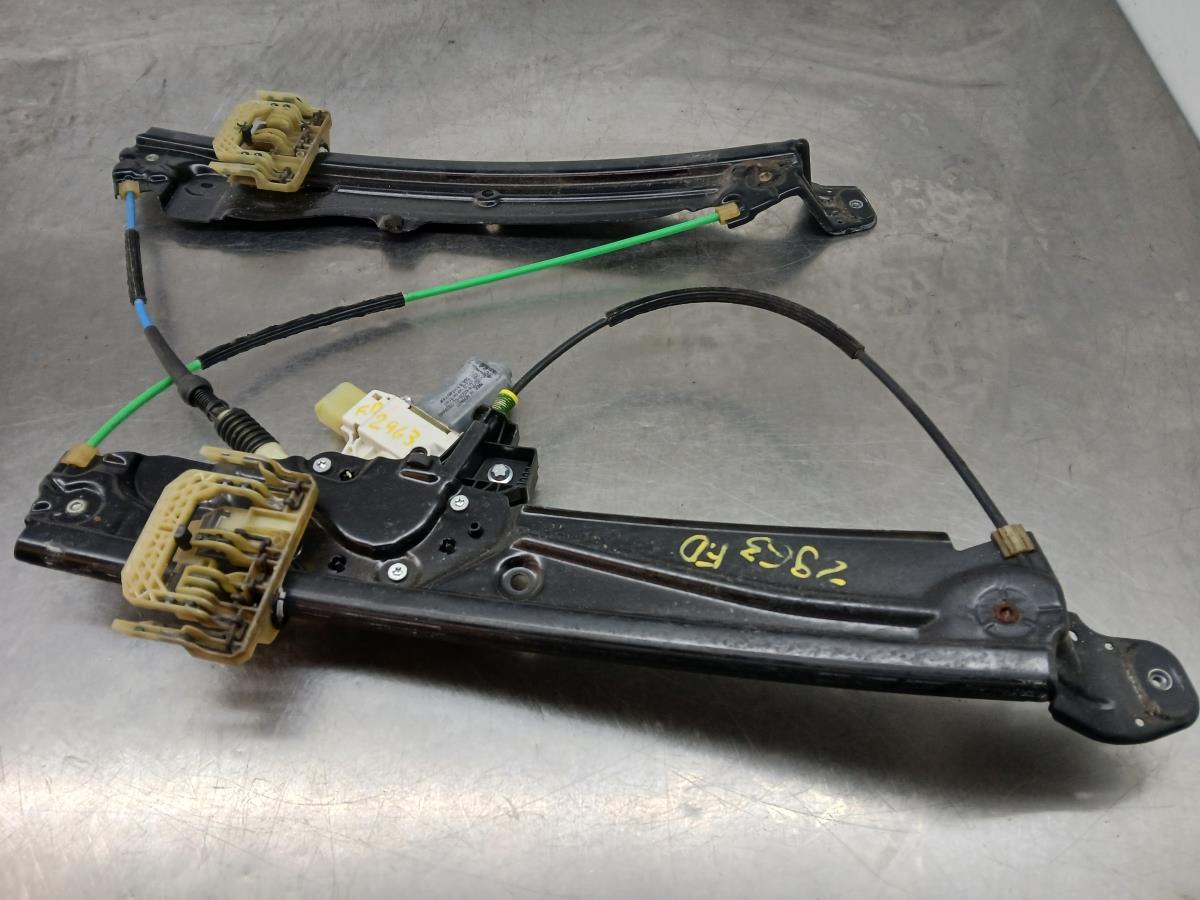 Elevalunas delantero derecho BMW 5 (F10)