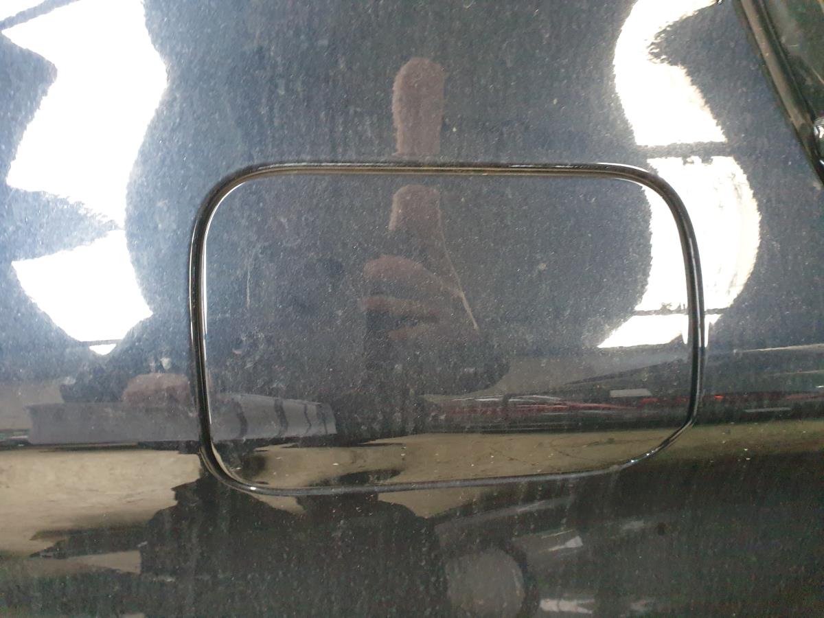 Tapa exterior combustible BMW 5 (F10)