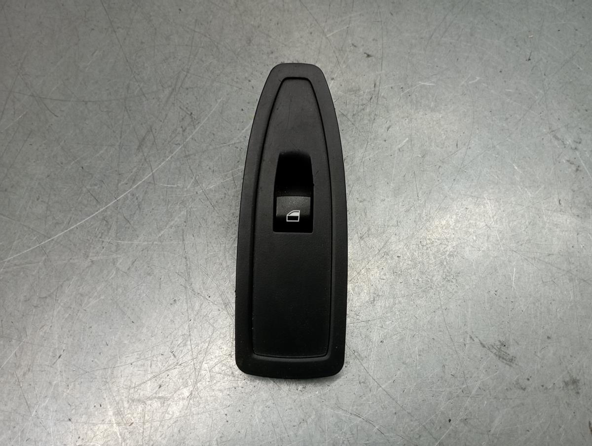 Mando / interruptor elevalunas delantero derecho BMW 1 (F20)
