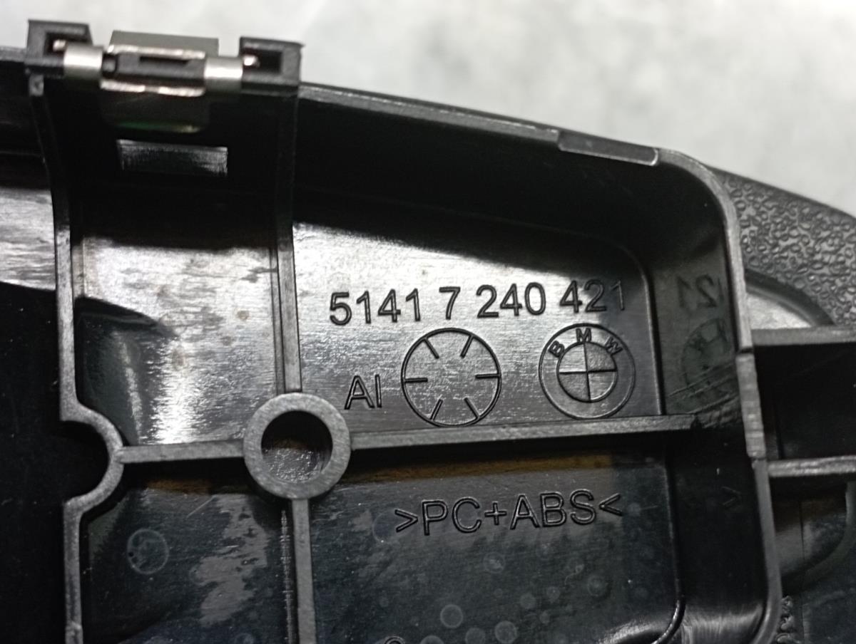 Mando / interruptor elevalunas delantero derecho BMW 1 (F20) Imagem-4