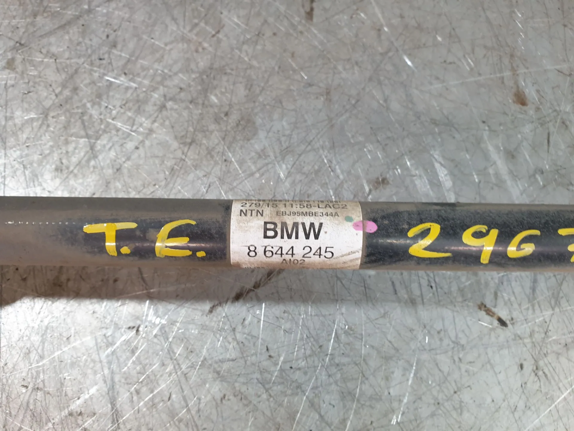 Transmissão trás esquerda BMW 1 (F20) Imagem-3