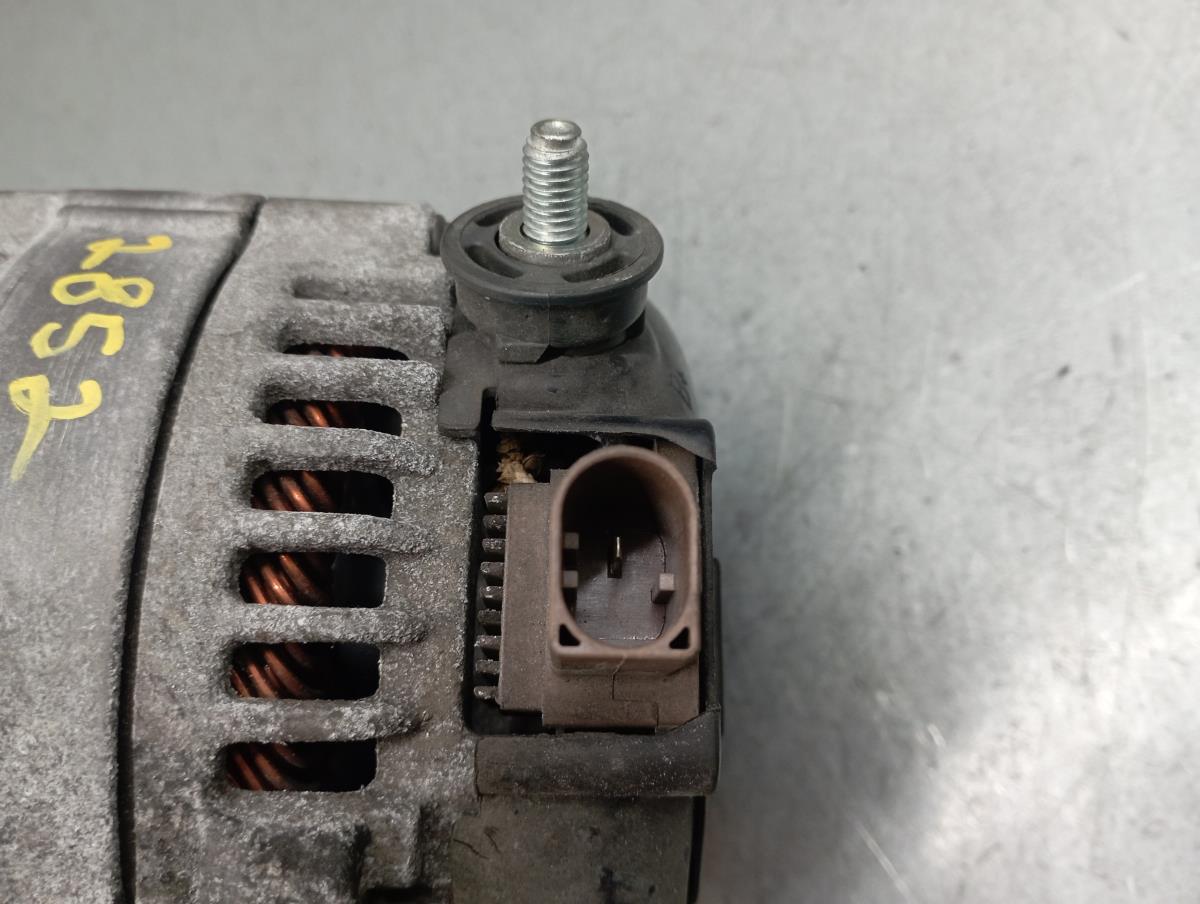 Alternador KIA Ceed Sportswagon (JD) Imagem-4