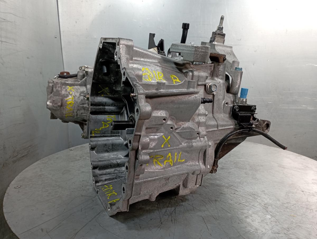 Boîte de vitesses manuelle NISSAN X-Trail (T32) Imagem-1