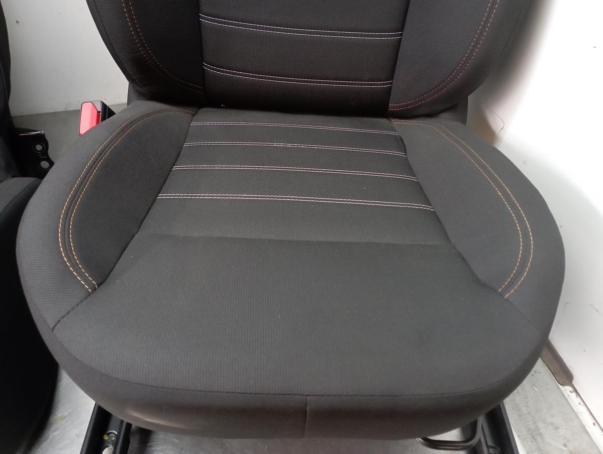 Set di sedili DACIA Sandero III Imagem-2