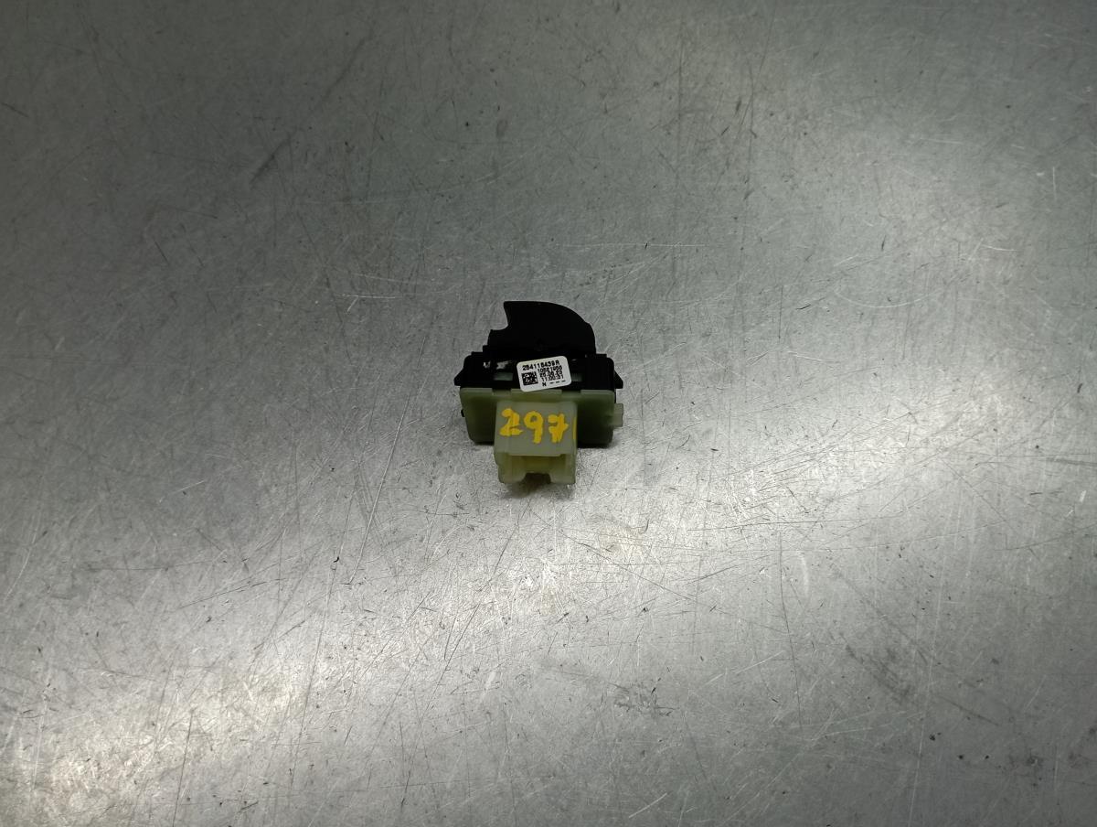 Mando / interruptor elevalunas delantero derecho DACIA Sandero III