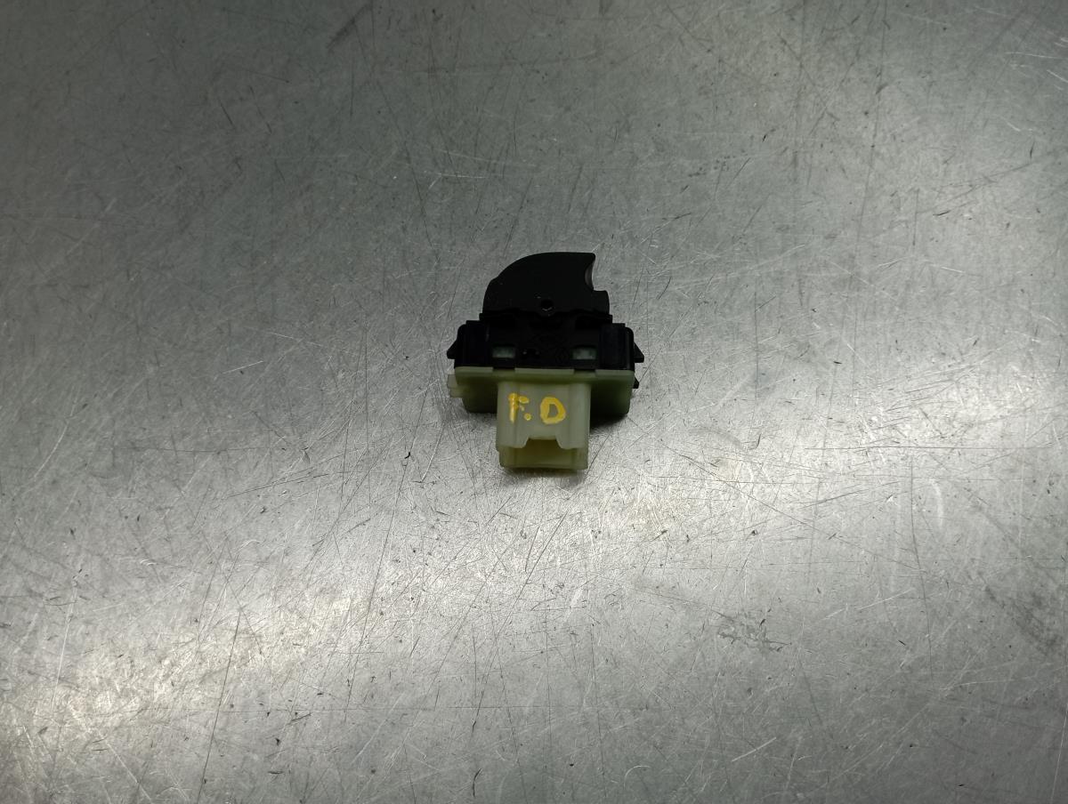 Mando / interruptor elevalunas delantero derecho DACIA Sandero III Imagem-2