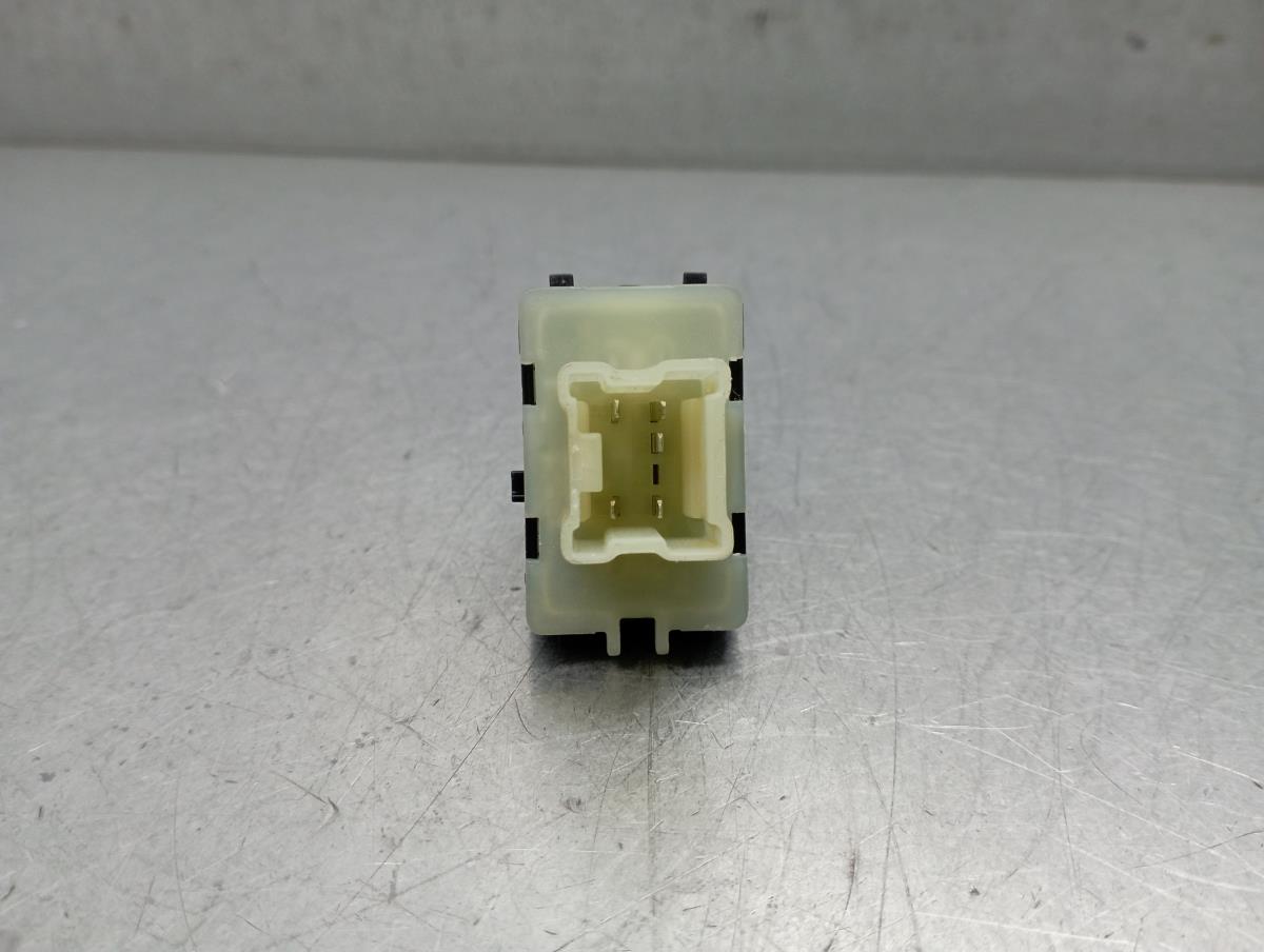 Mando / interruptor elevalunas delantero derecho DACIA Sandero III Imagem-3