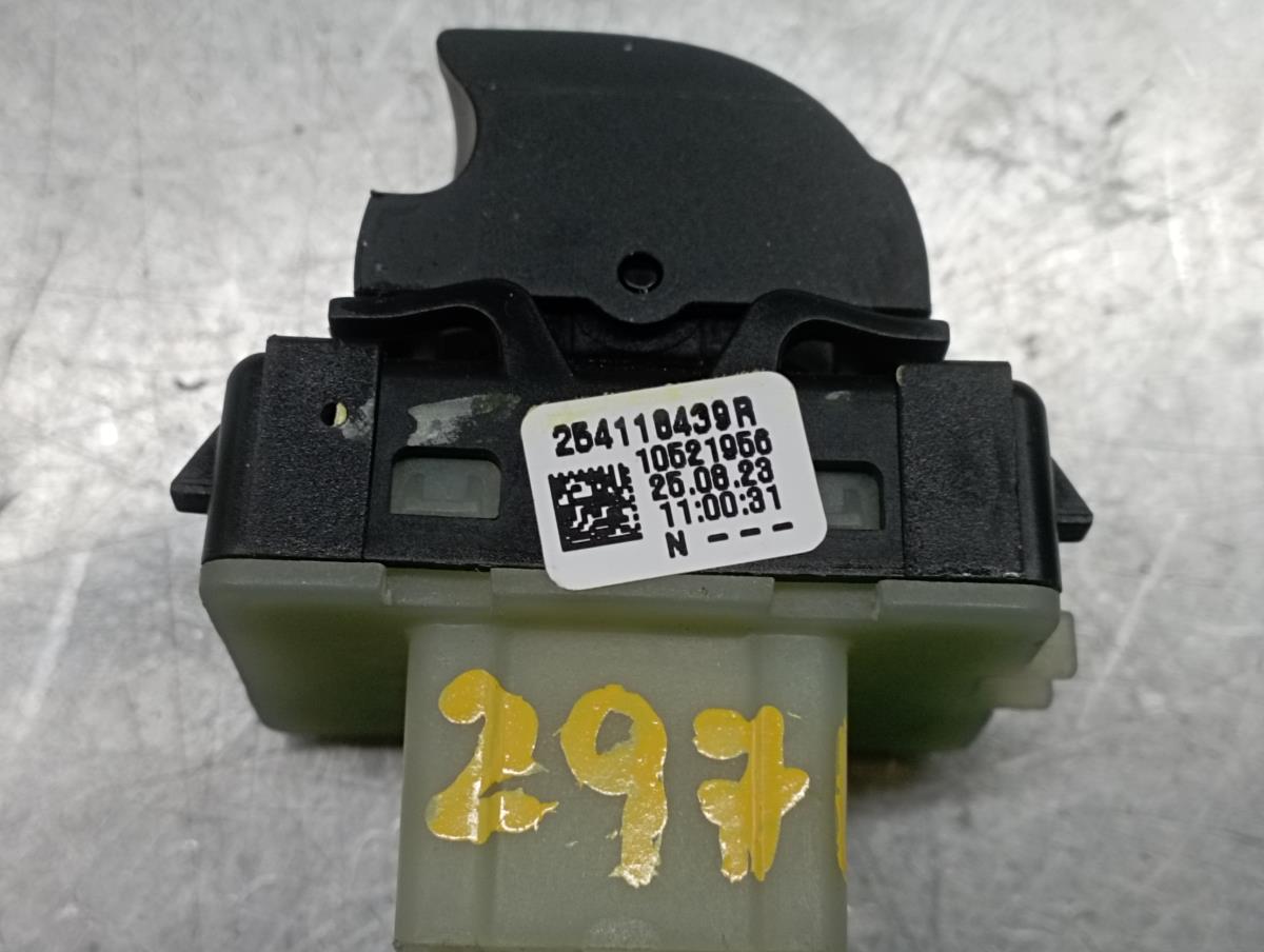 Mando / interruptor elevalunas delantero derecho DACIA Sandero III Imagem-4