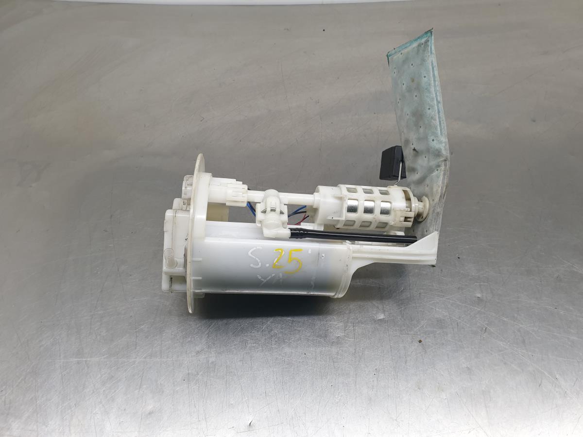 Bomba de combustível TOYOTA Yaris (_P13_) Imagem-1