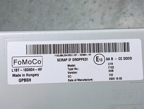 Kit Auto-rádio FORD Fiesta VII (HJ, HF) Imagem-8