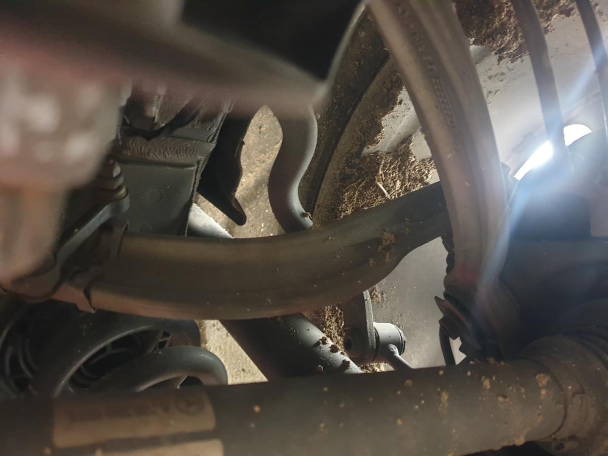 Braccio di sospensione posteriore sinistro MERCEDES-BENZ Classe C Carrinha (S205)