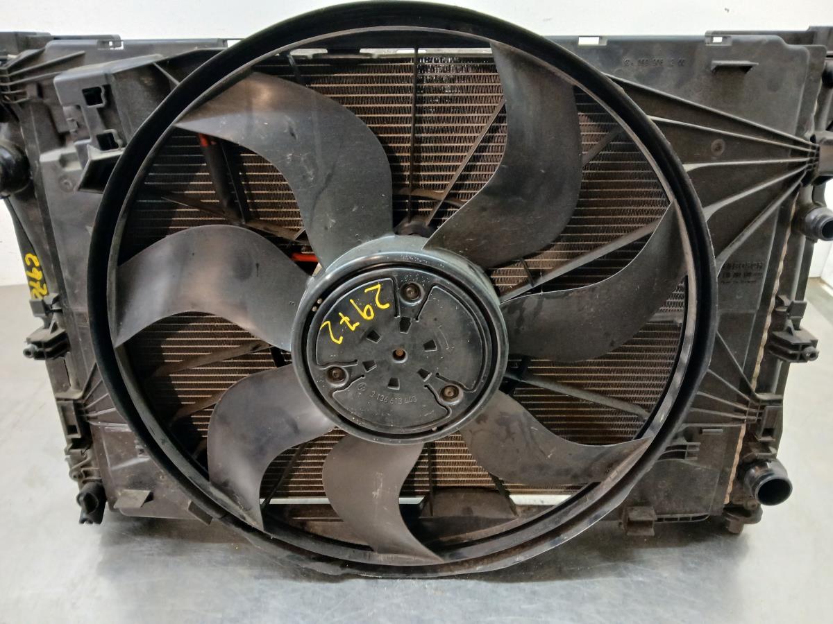 Ventilateur radiateur MERCEDES-BENZ Classe C Carrinha (S205) Imagem-2