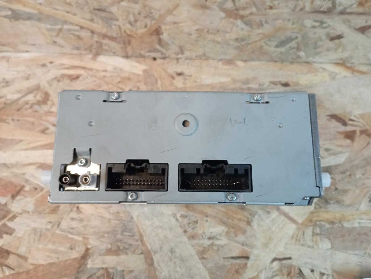 Kit Auto-rádio FORD Focus III Imagem-3