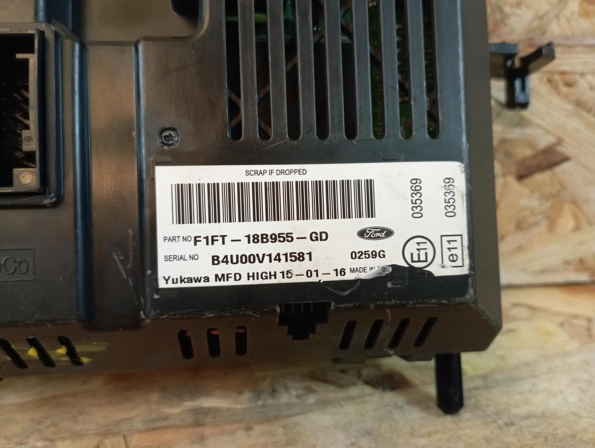 Kit Auto-rádio FORD Focus III Imagem-9